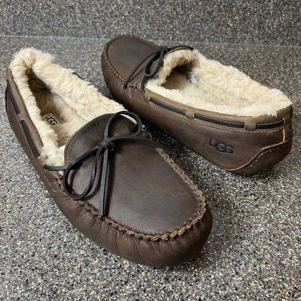Ugg Plush Slippers Mens Size 13 Brown Leather Sheepskin Lining & Footbed Slip On